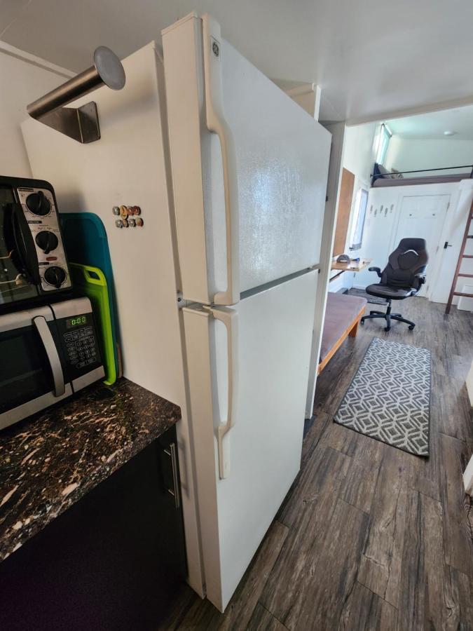 Tiny Home Hot Tub Colorado City Exterior photo